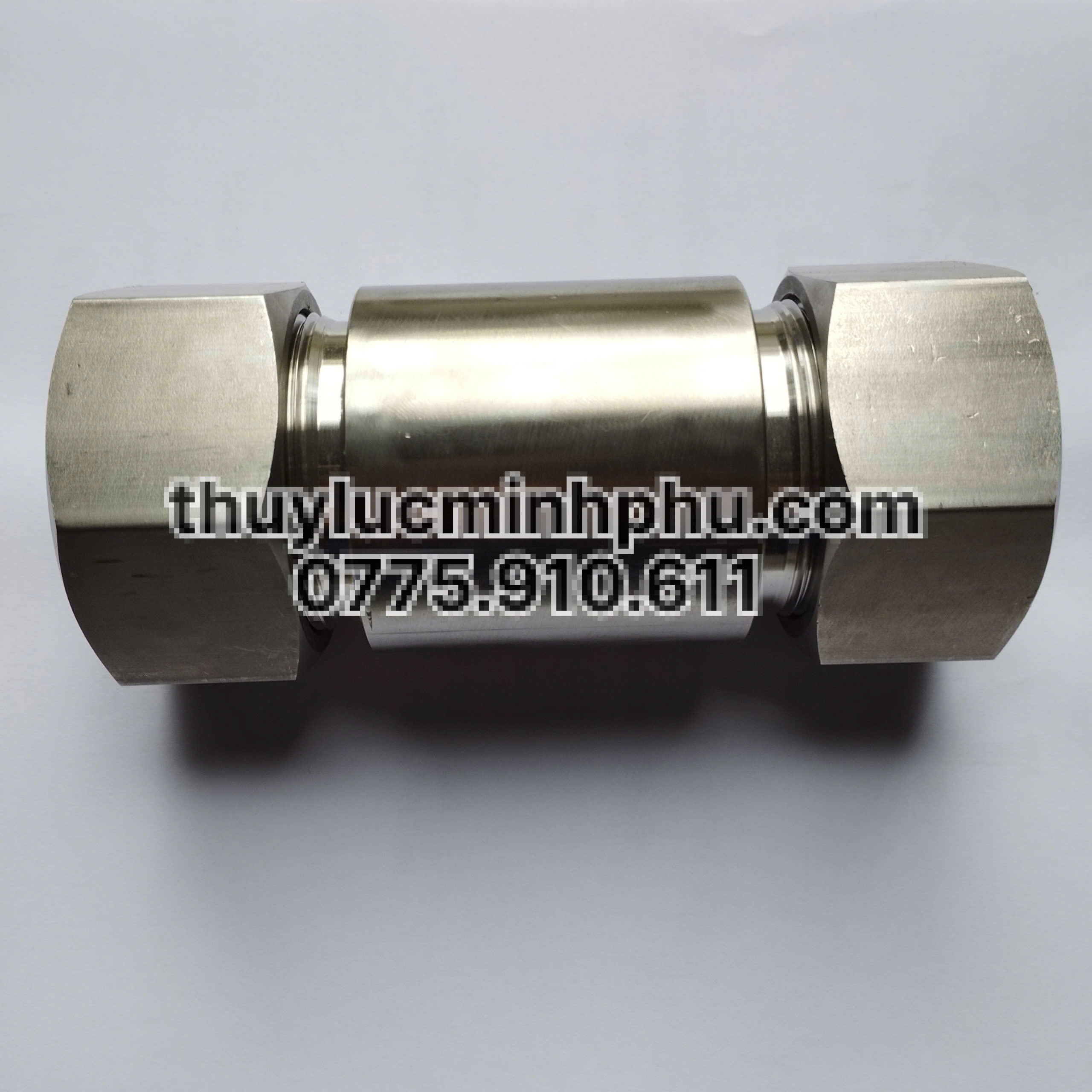 Xuyên vách hàn thủy lực Inox 316
